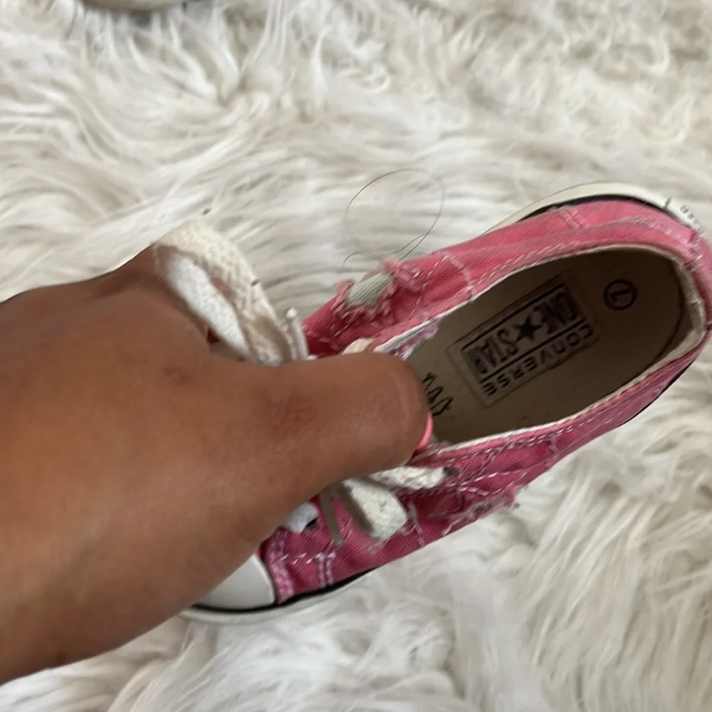 Pink toddler converse